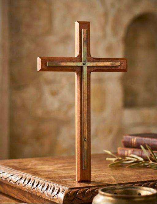 Croix en bois avec croix cuivre sans Christ 
