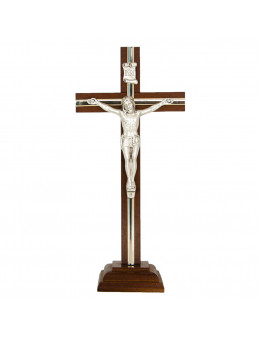 Croix sur socle avec Christ métal 32cm