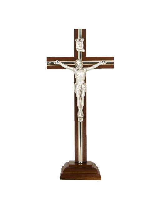 Croix sur socle avec Christ métal 32cm