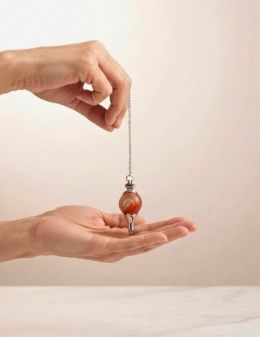 Pendule hématite : ancrage & radiesthésie précise