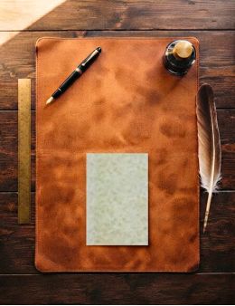 Parchemin végétal 7x5,5 fait main : le plus petit feuillet
