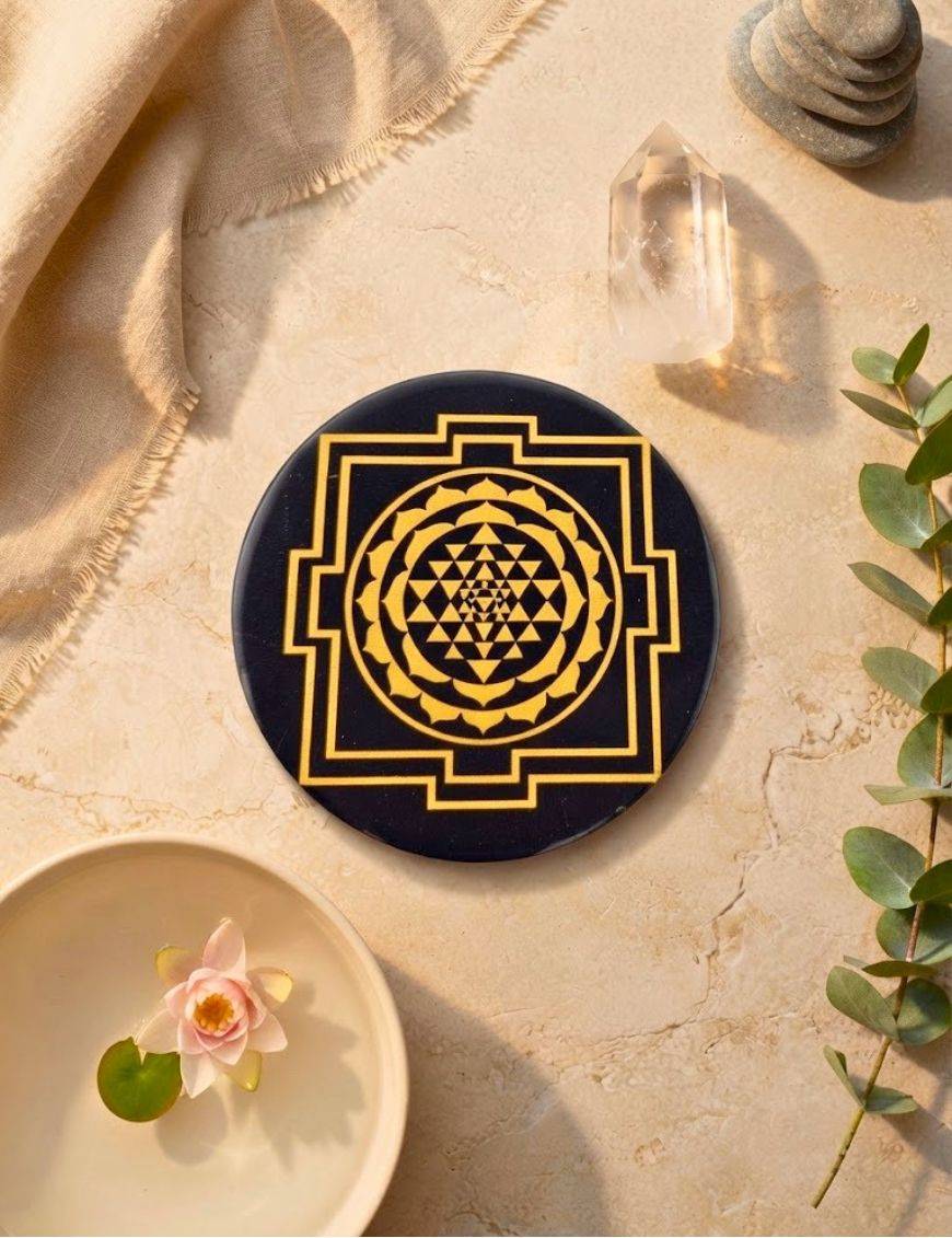 Plaque de rechargement Shungite - Sri Yantra- 8 cm