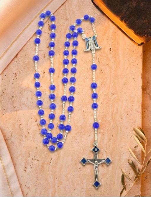 Chapelet chaîne avec perles de verre bleu, coeur smalto et Vierge Miraculeuse