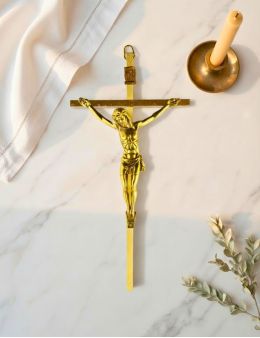 Crucifix en cuivre 14,5 cm et Christ en cuivre