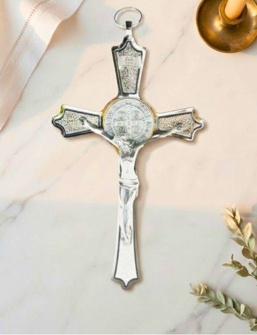 Crucifix / Croix de Saint Benoit métal chromé 20 cm