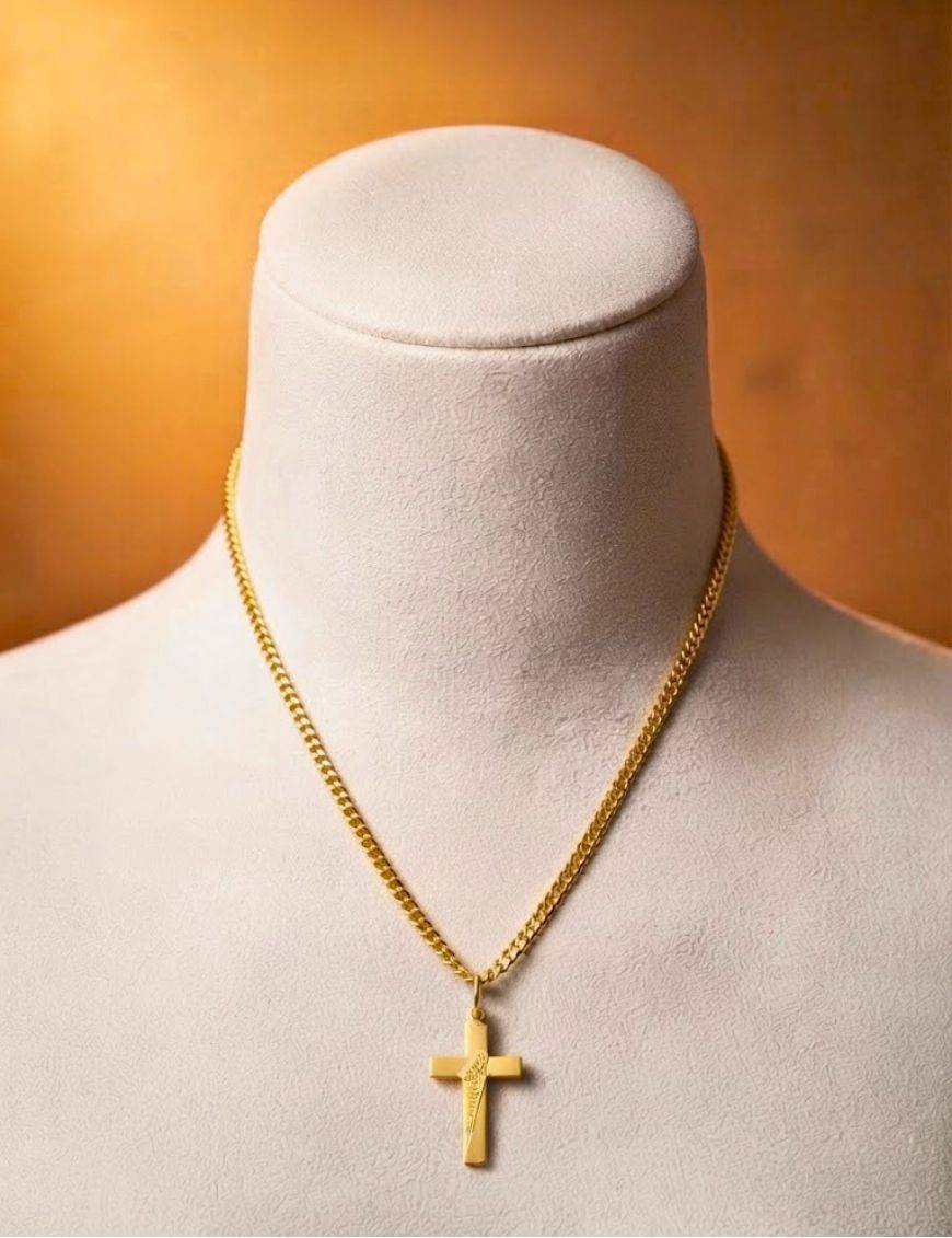 Pendentif Croix chrétienne en plaqué or