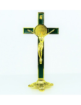 Crucifix Saint Benoit métal doré et émail vert 20 cm