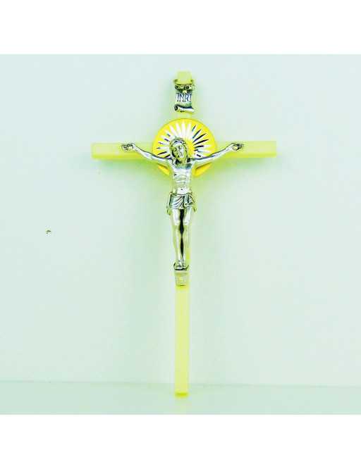 Crucifix plastique lumineux phosphorescent et Christ en métal argenté