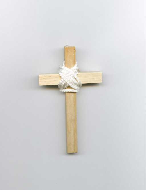 Croix communion bois 9.5 cm + cordon